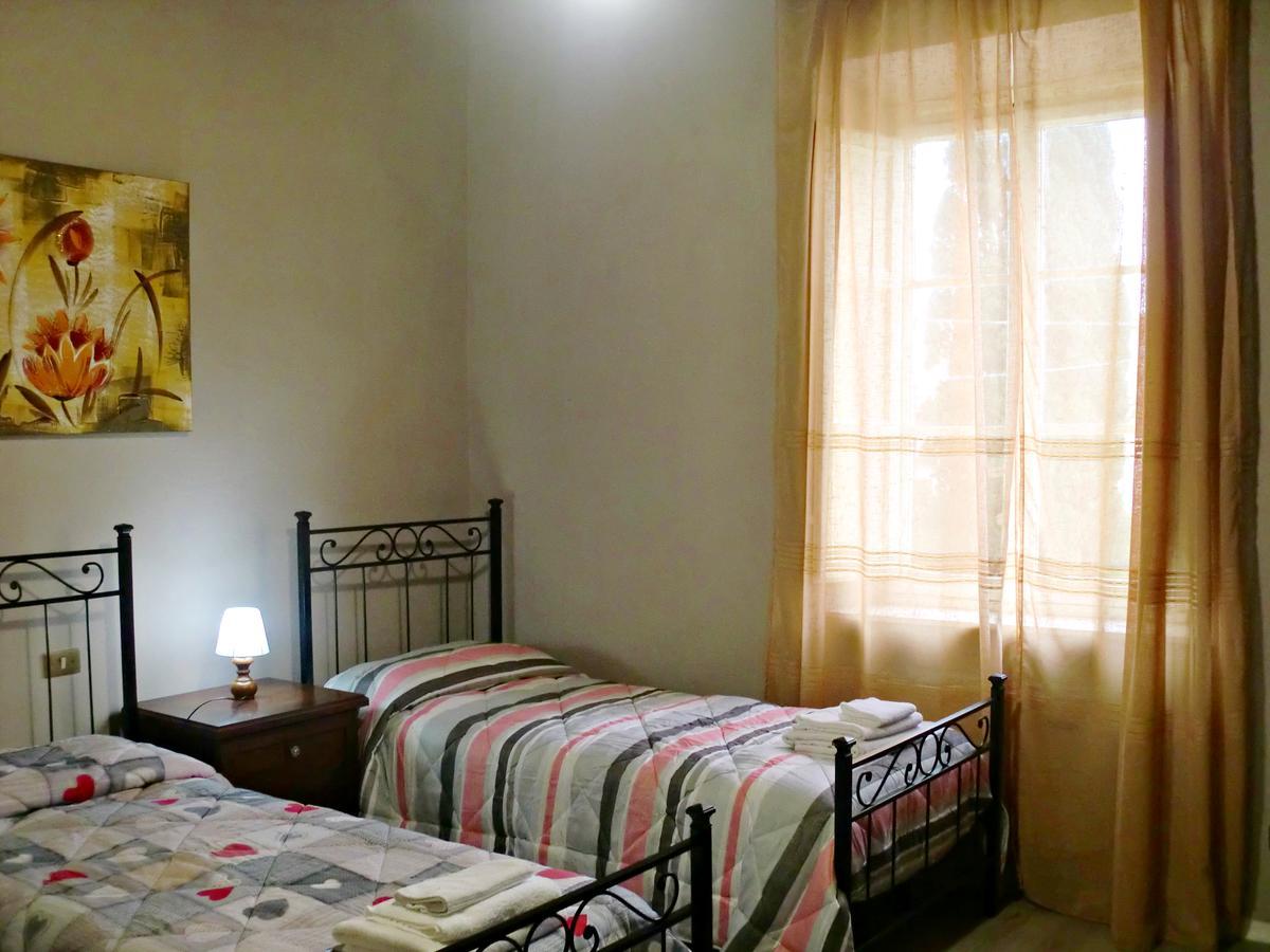 Tuscan Sun Holiday Apartments Lucques Chambre photo