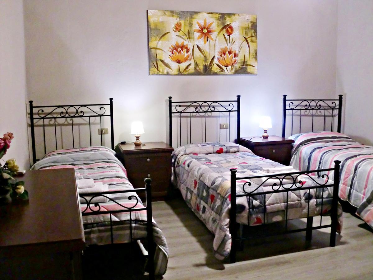 Tuscan Sun Holiday Apartments Lucques Chambre photo